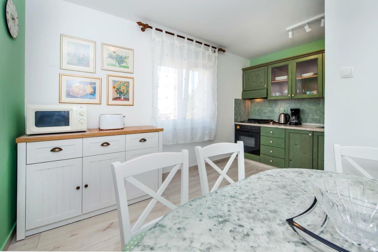 Oly Apartma *